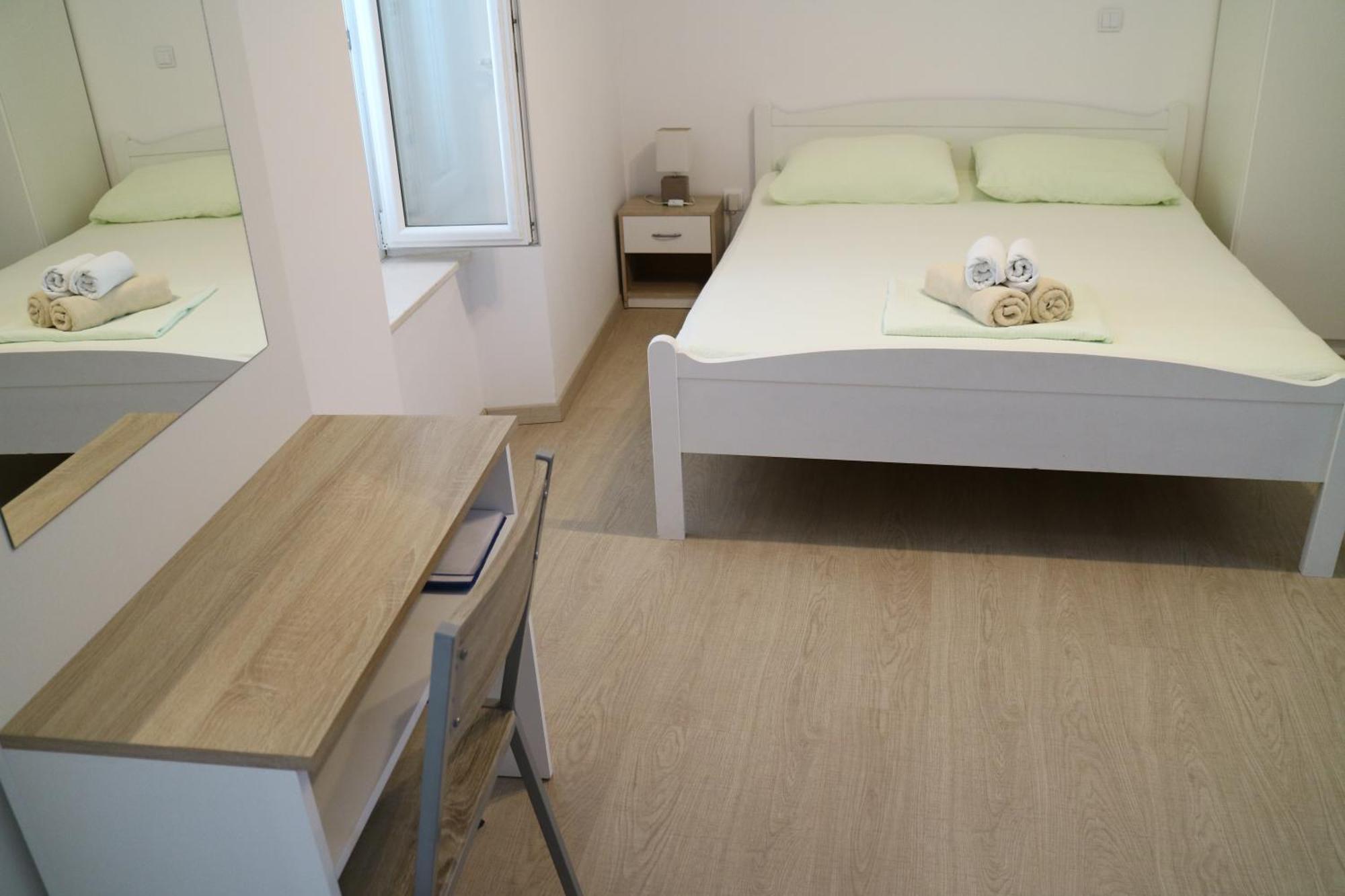 Studio Apartments & Rooms Lela, Sipan Island Šipanska Luka Pokoj fotografie